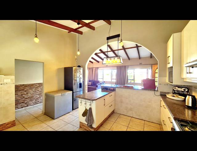 3 BEDROOM FREEHOLD FOR SALE IN KELSO